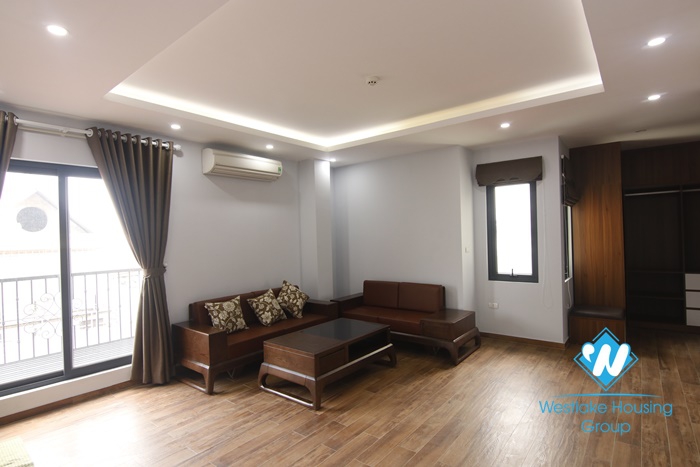 Spacious two bedrooms apartment for rent in Hoang Hoa Tham, Ba Dinh